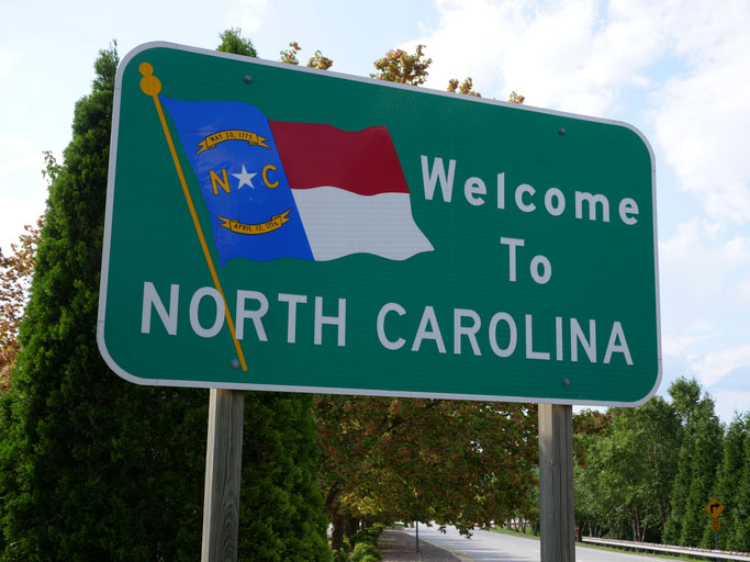 welcome to north carolina road sign